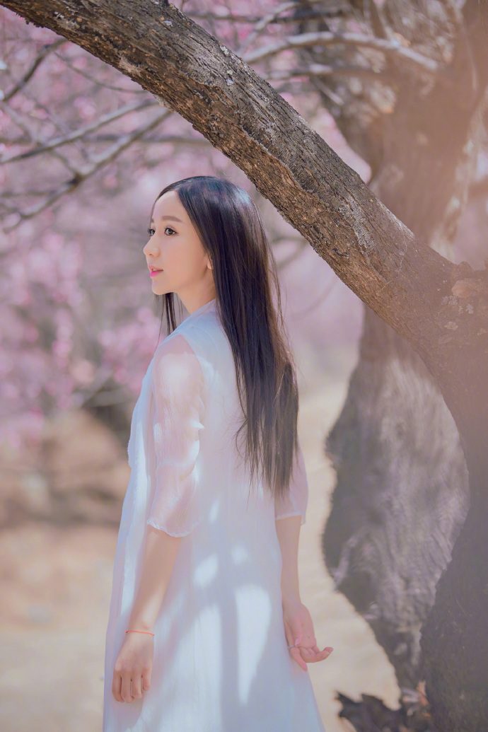 Yixiao Lou HD Images/Photo Gallery Download #1991268