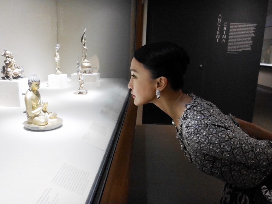 Xun Zhou HD Images/Photo Gallery Download #1681888
