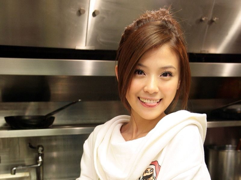 Genie Chuo HD Images/Photo Gallery Download #2047018