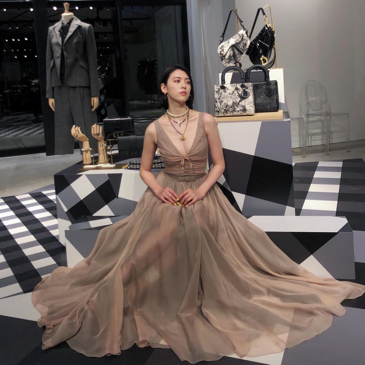 미요시 아야카 HD 이미지/사진 갤러리 다운로드 #7488436