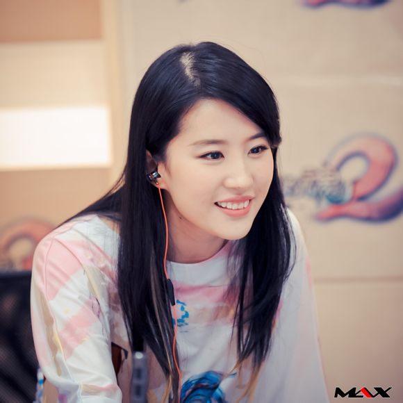 刘亦菲 高清写真/照片下载 #6690643