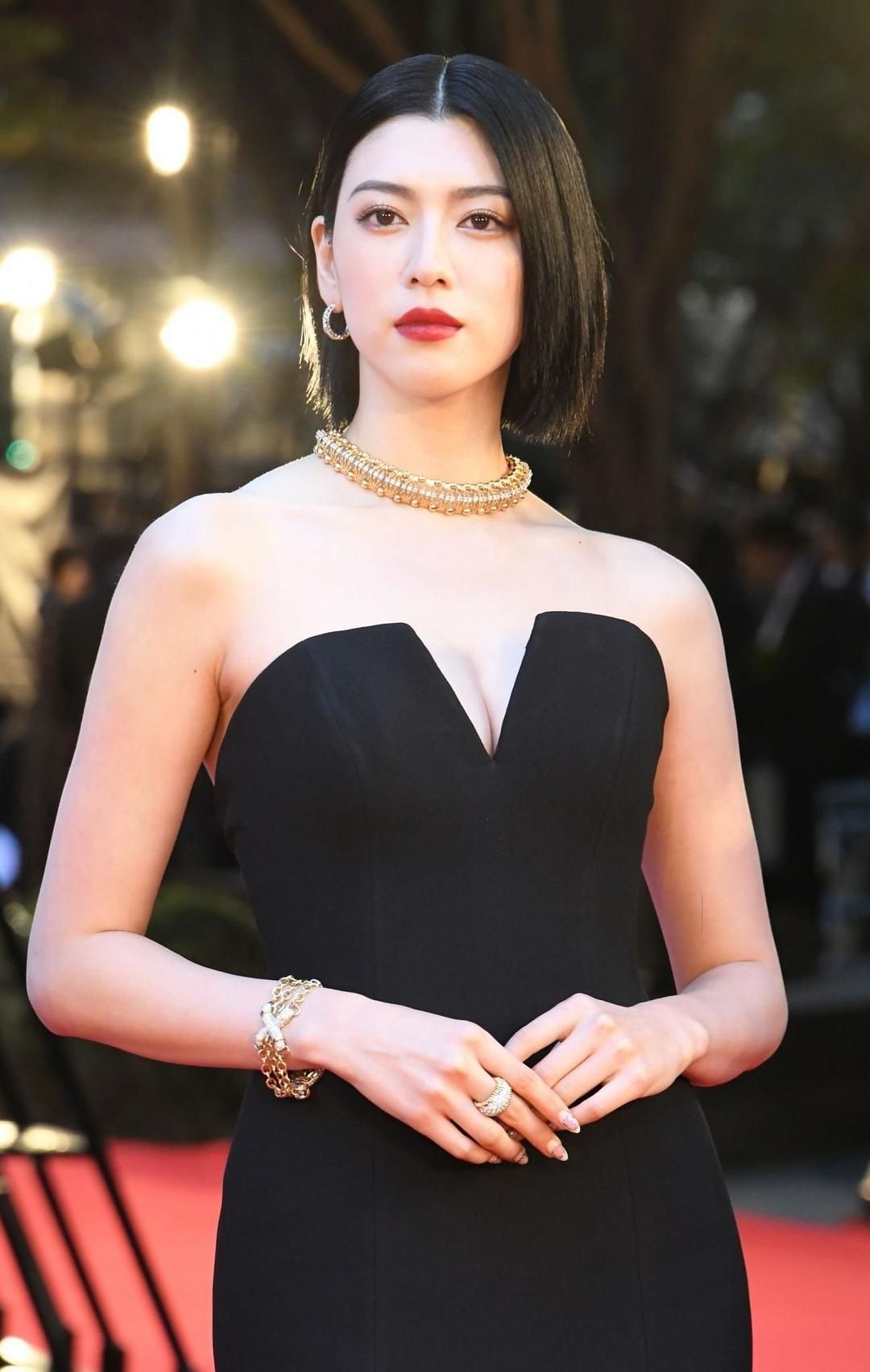 Ayaka Miyoshi HD Images/Photo Gallery Download #9569333
