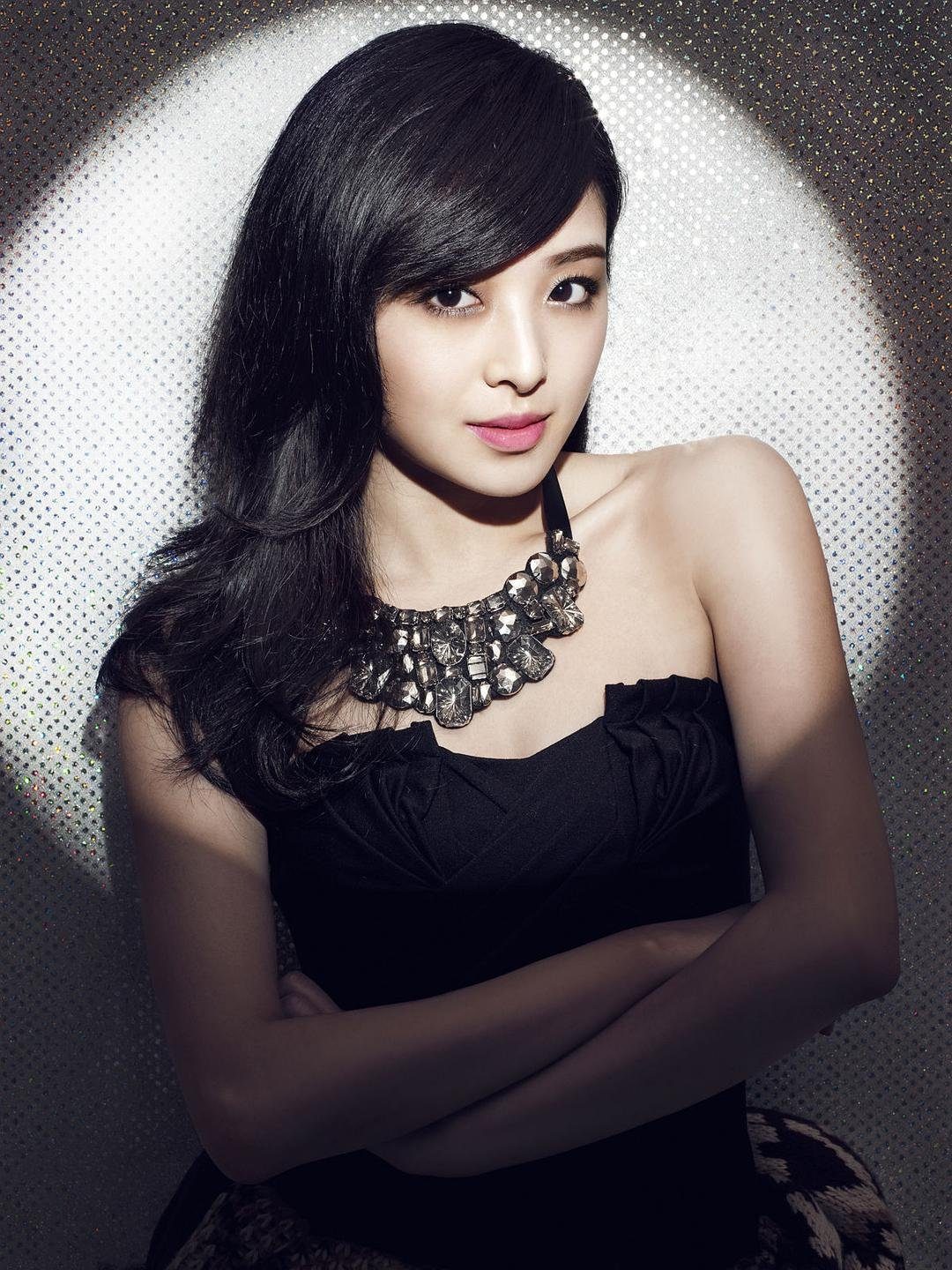 Hanyun Zhang HD Images/Photo Gallery Download #1963251