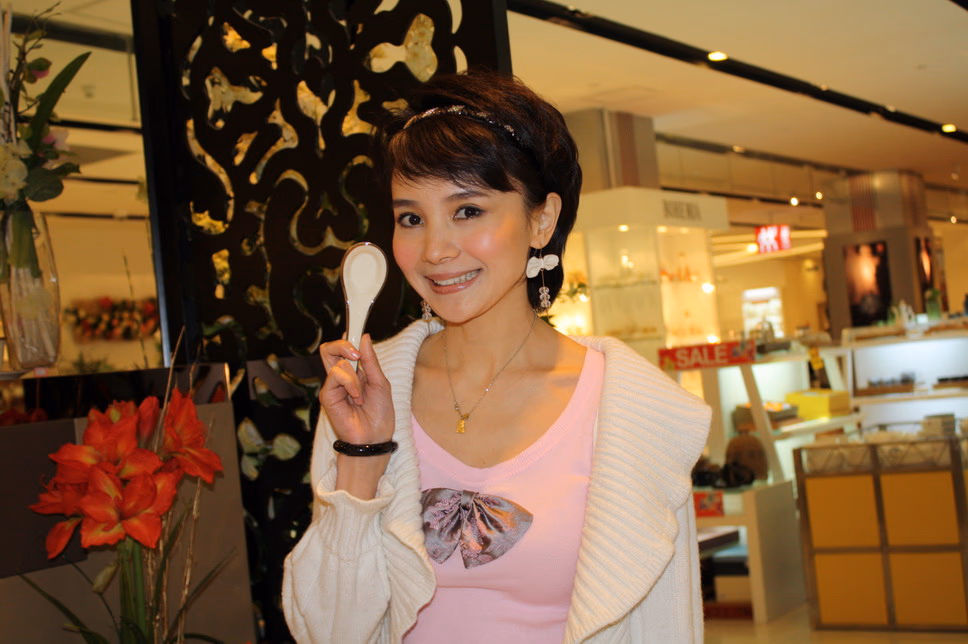 刘钇彤 高清写真/照片下载 #2187522