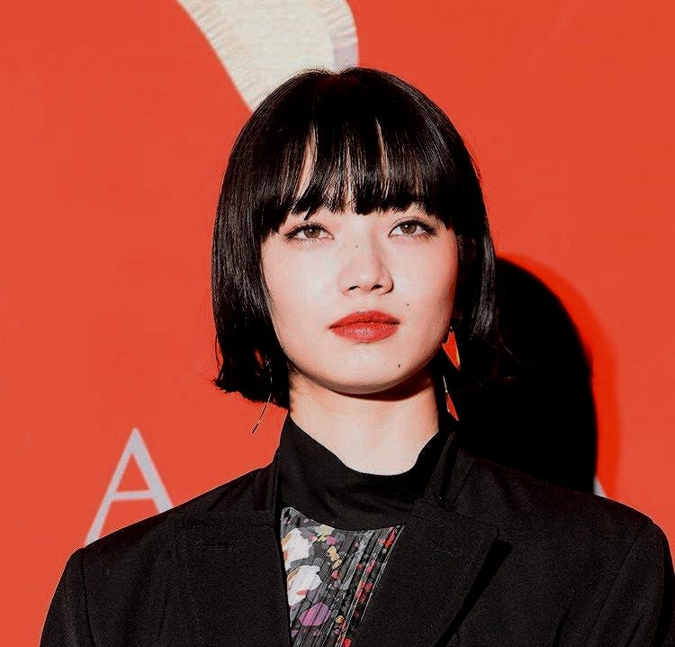 고마츠 나나 HD 이미지/사진 갤러리 다운로드 #3899927