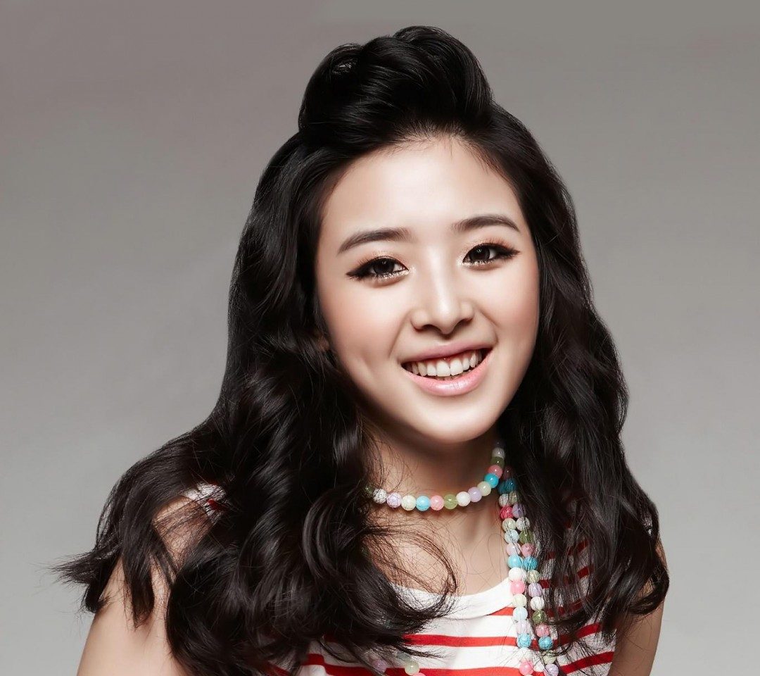 Hanyun Zhang HD Images/Photo Gallery Download #1963109