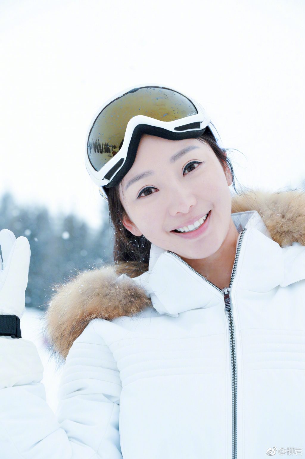 Yan Liu HD Images/Photo Gallery Download #1974513