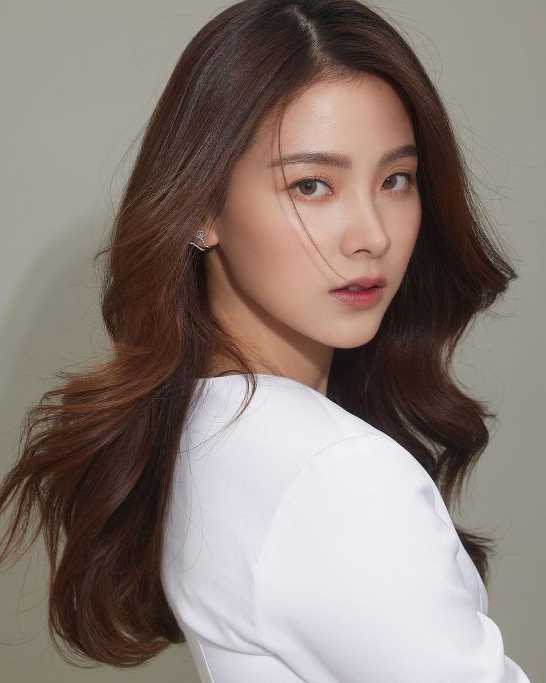 Pimchanok Leuwisetpaibul HD Images/Photo Gallery Download #9199405