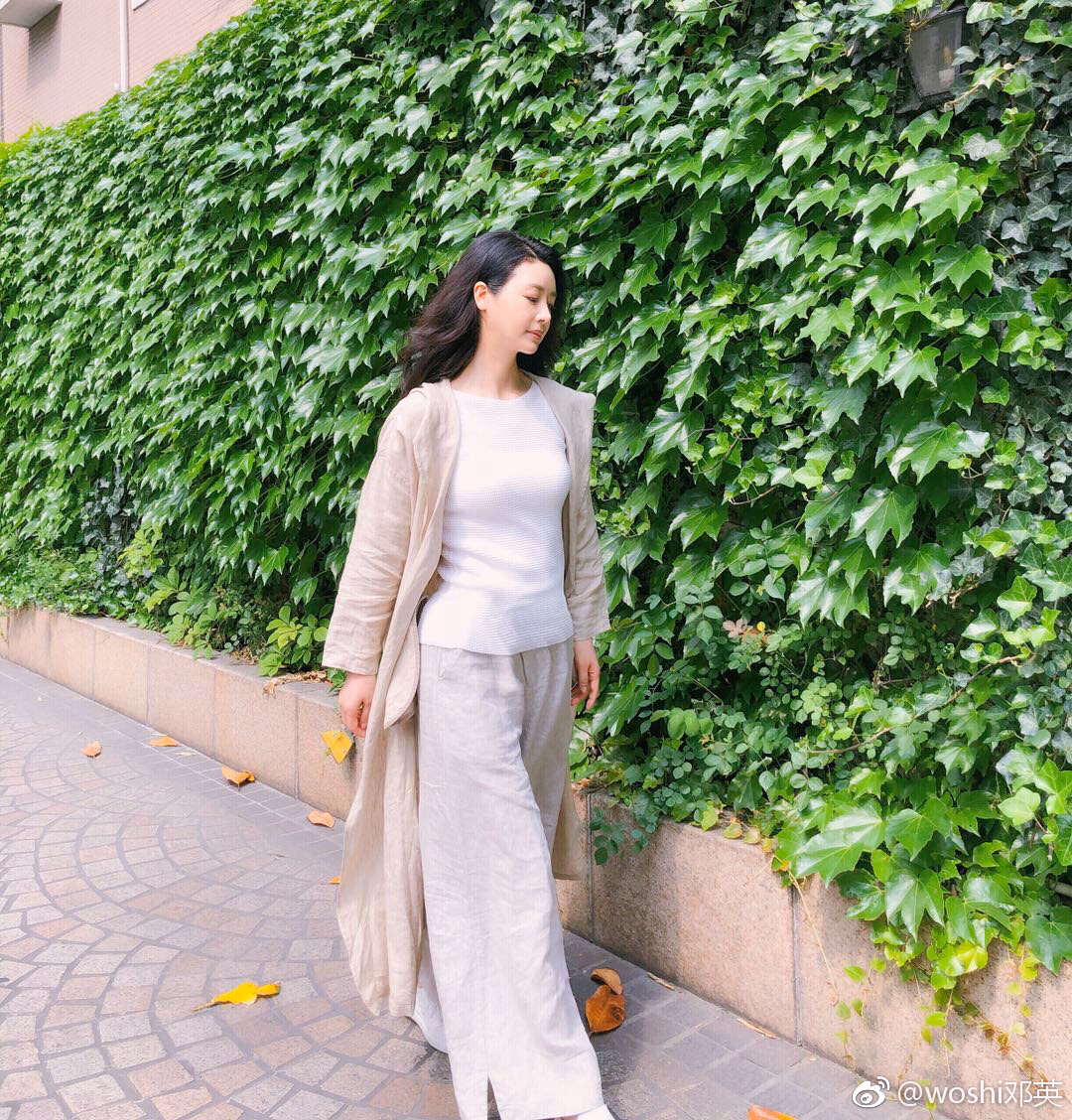 邓英 高清写真/照片下载 #3249836