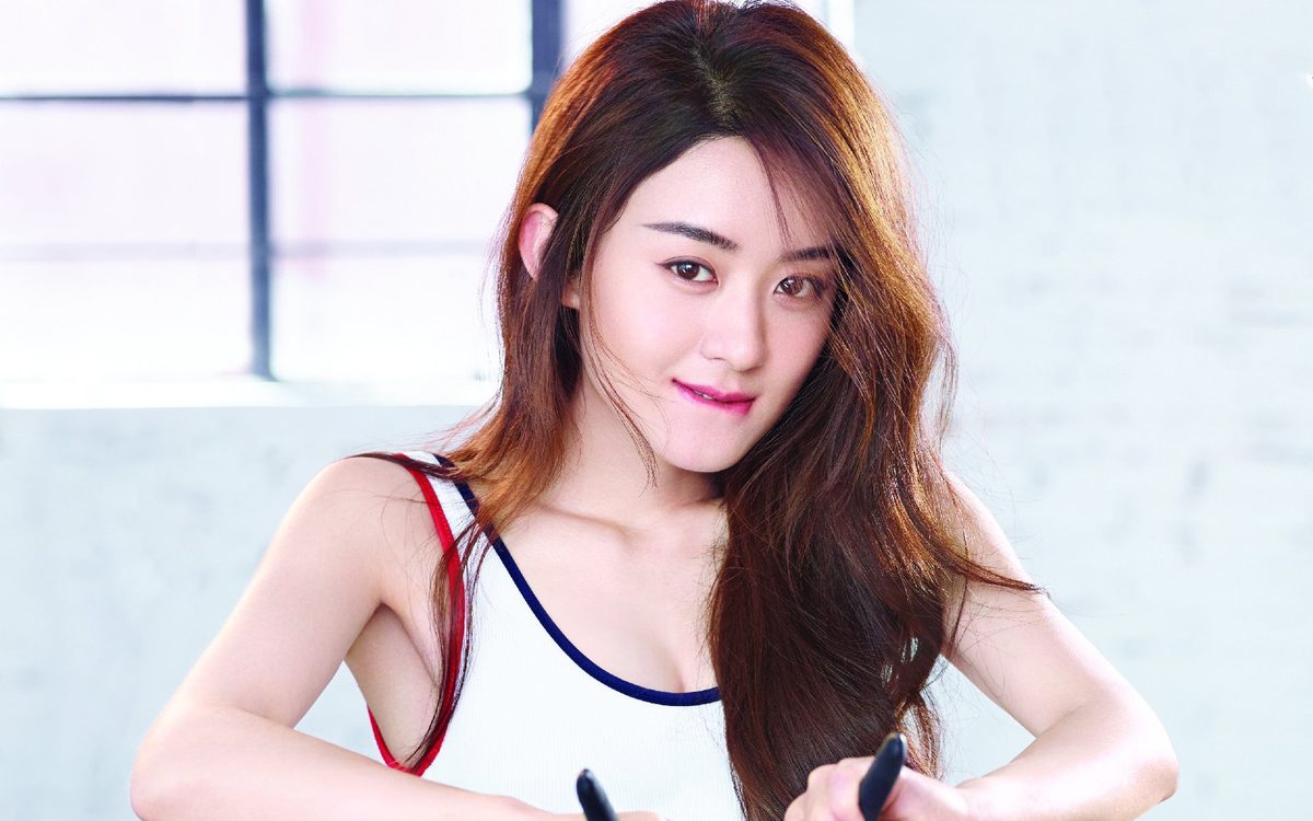 Zanilia Zhao HD Images/Photo Gallery Download #6982858