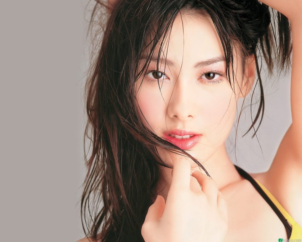 Isabella Leong HD Images/Photo Gallery Download #1599763