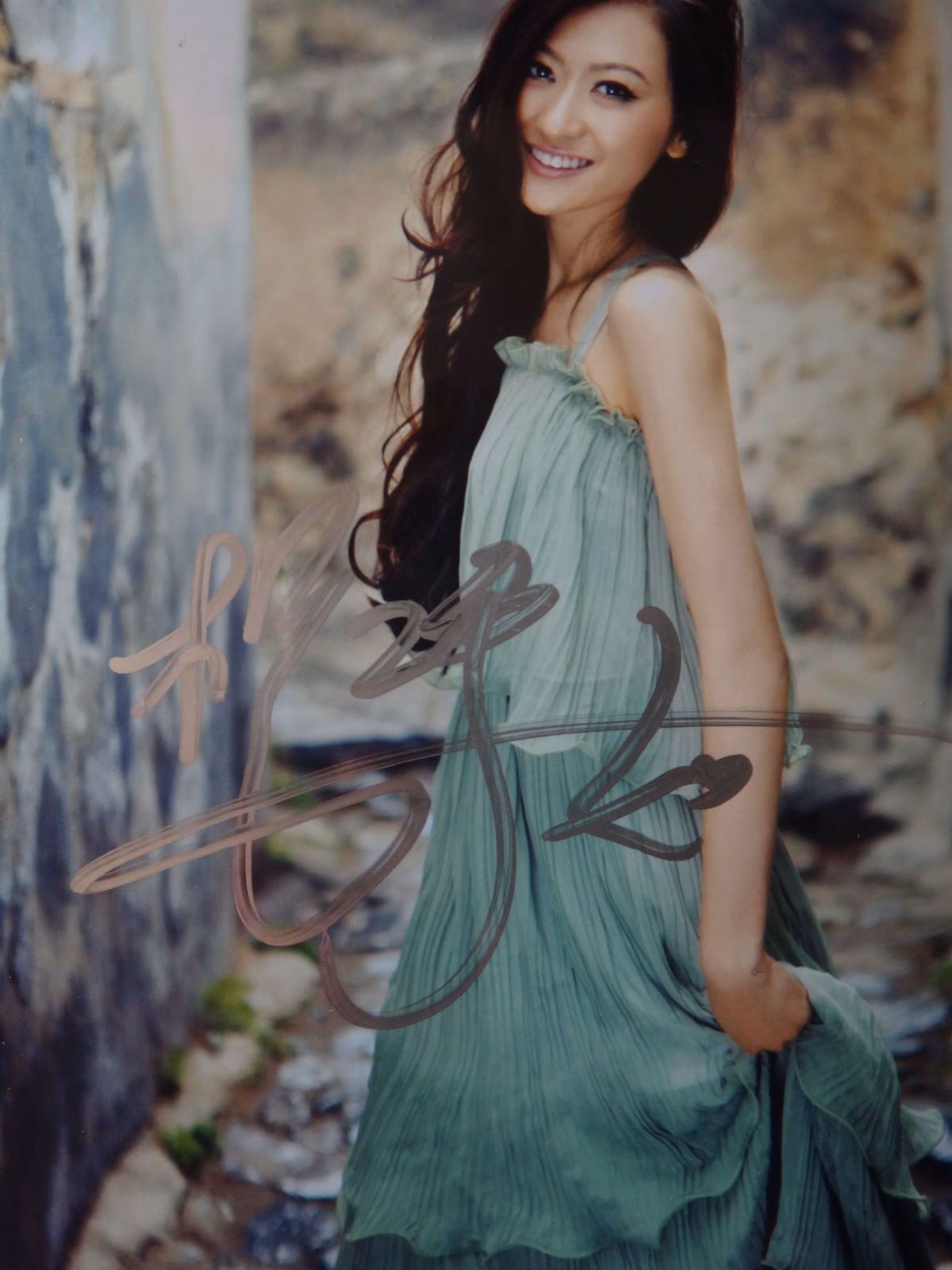 Jingru Yang HD Images/Photo Gallery Download #3450241