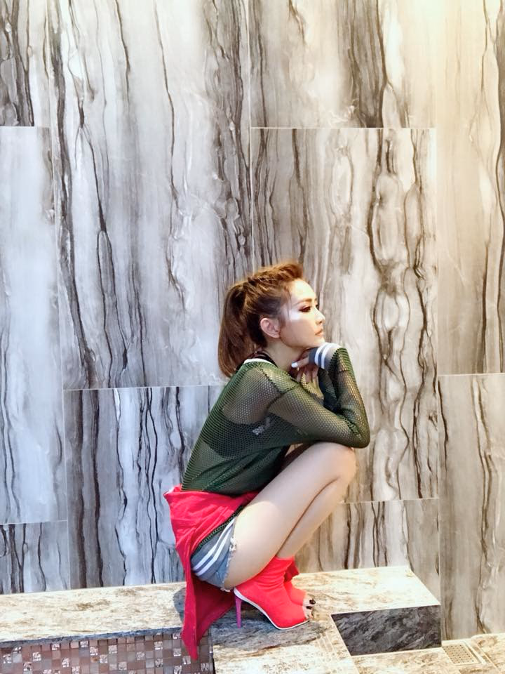 谢金燕 高清写真/照片下载 #3406582