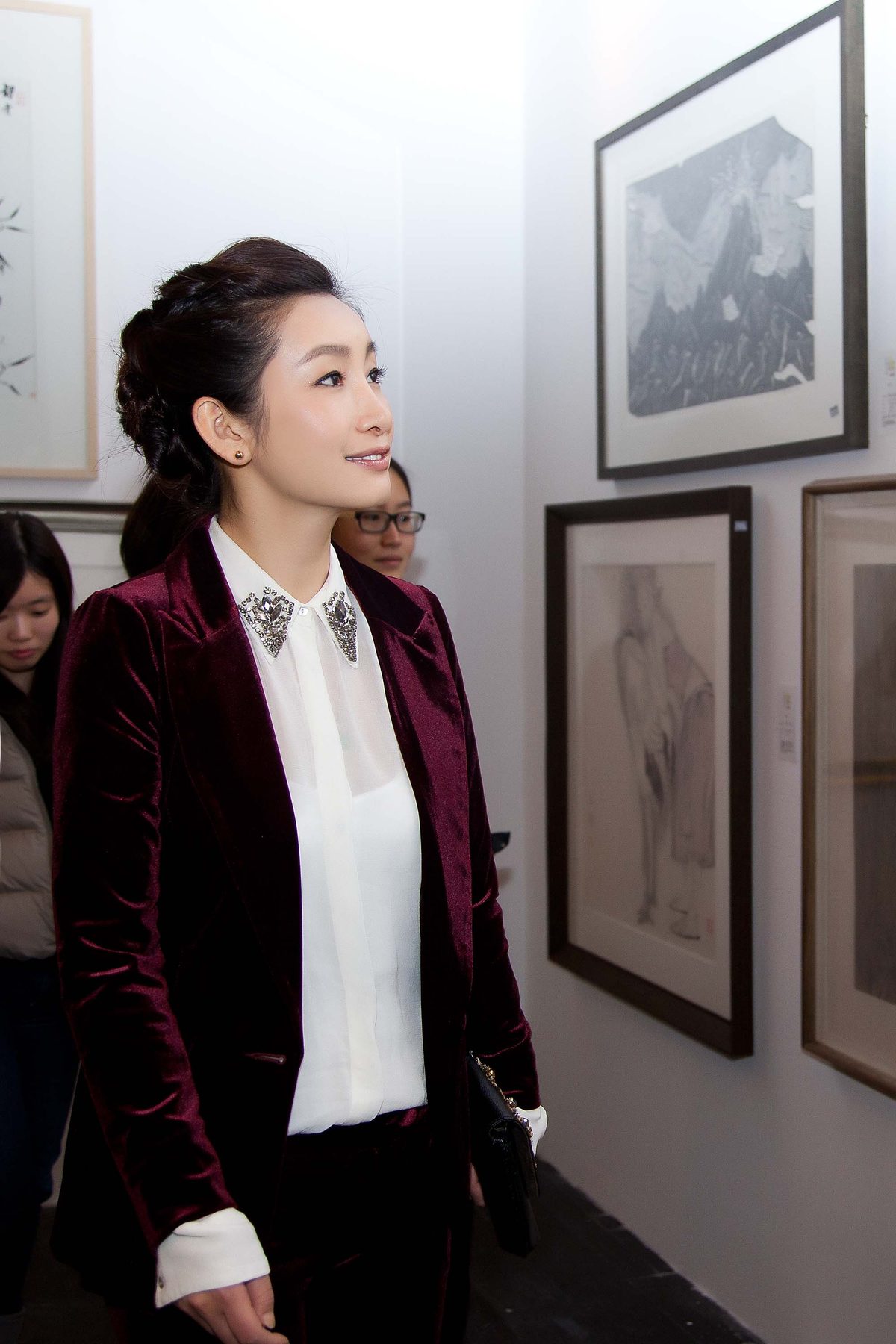 Hailu Qin HD Images/Photo Gallery Download #1929915