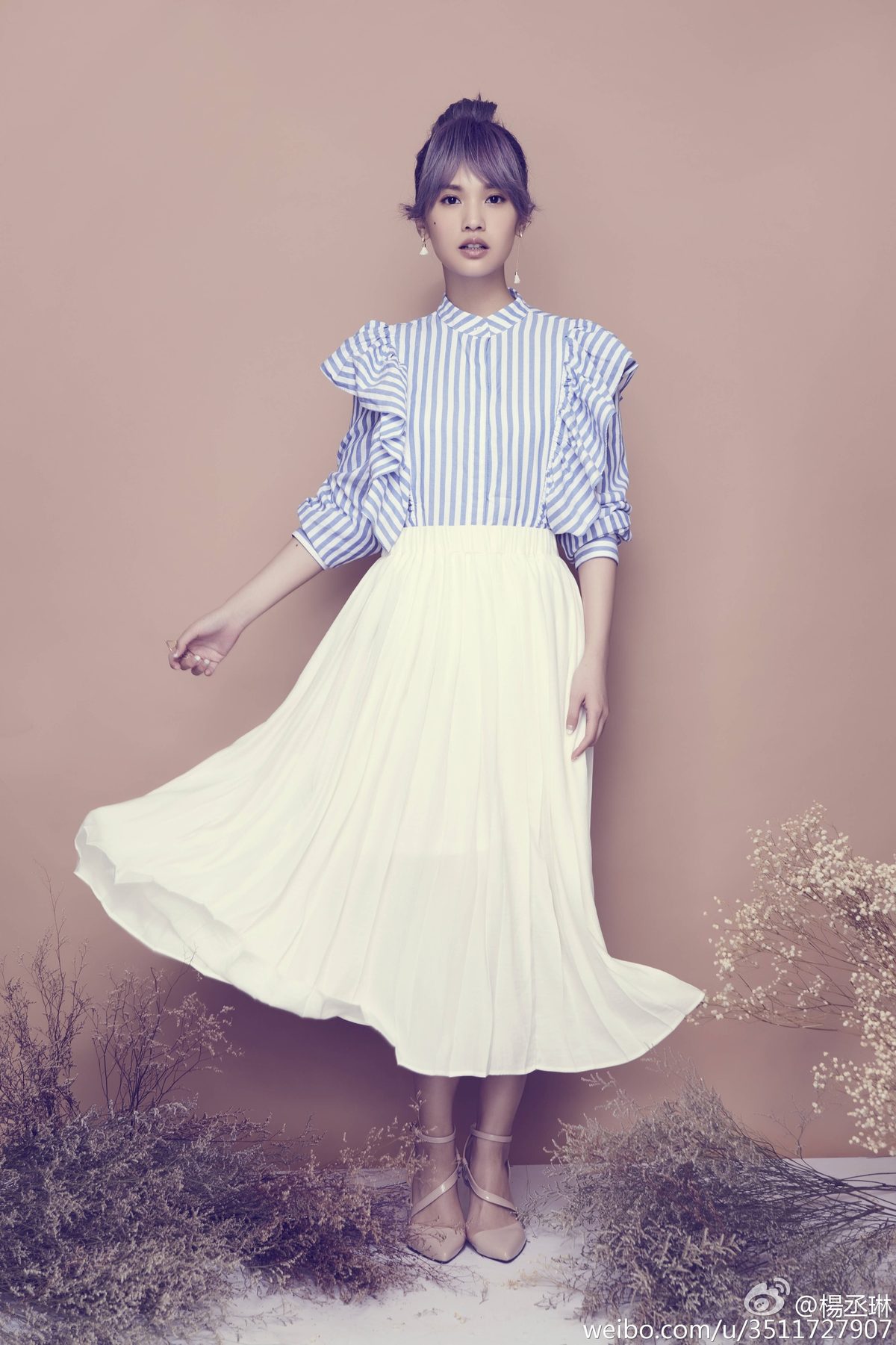 Rainie Yang HD Images/Photo Gallery Download #801181