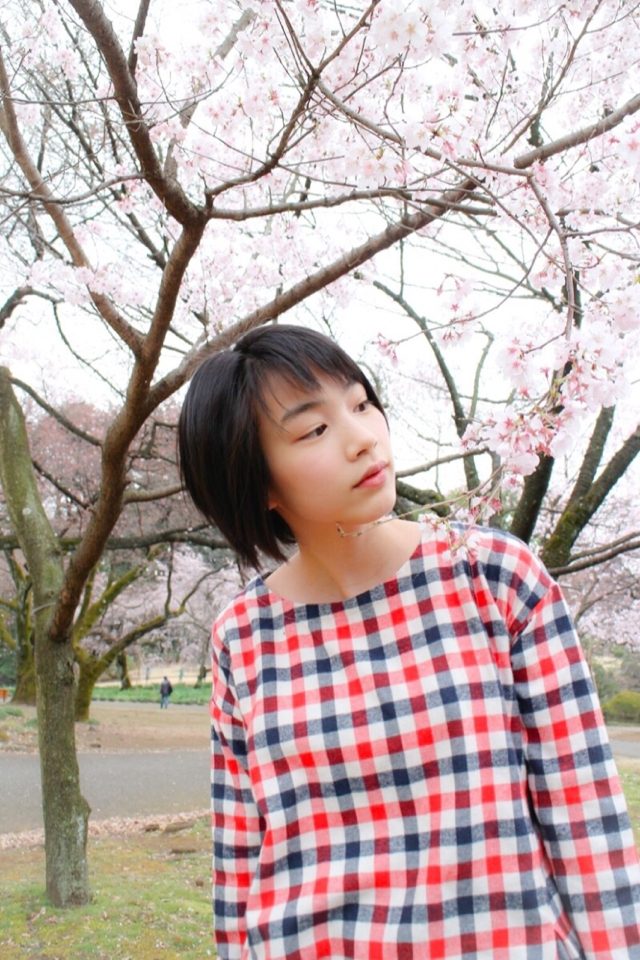 노넨 레나 HD 이미지/사진 갤러리 다운로드 #3269906