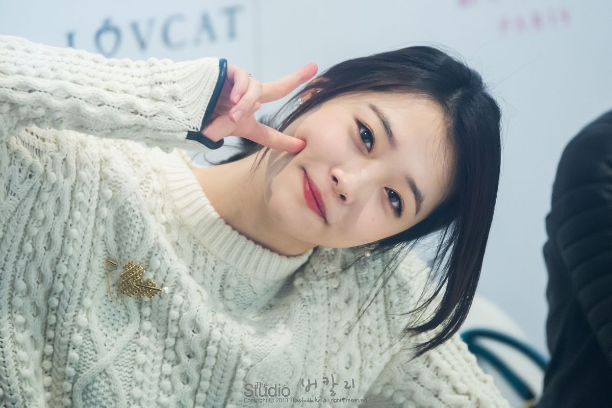 Seol-ri Choi HD Images/Photo Gallery Download #1864663
