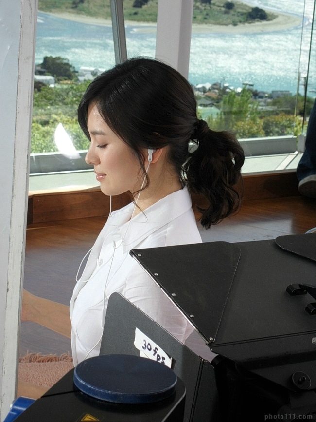 Hye-kyo Song HD Images/Photo Gallery Download #1706986