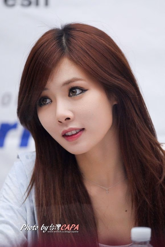 Kim Hyun-A. HD Images/Photo Gallery Download #3386694