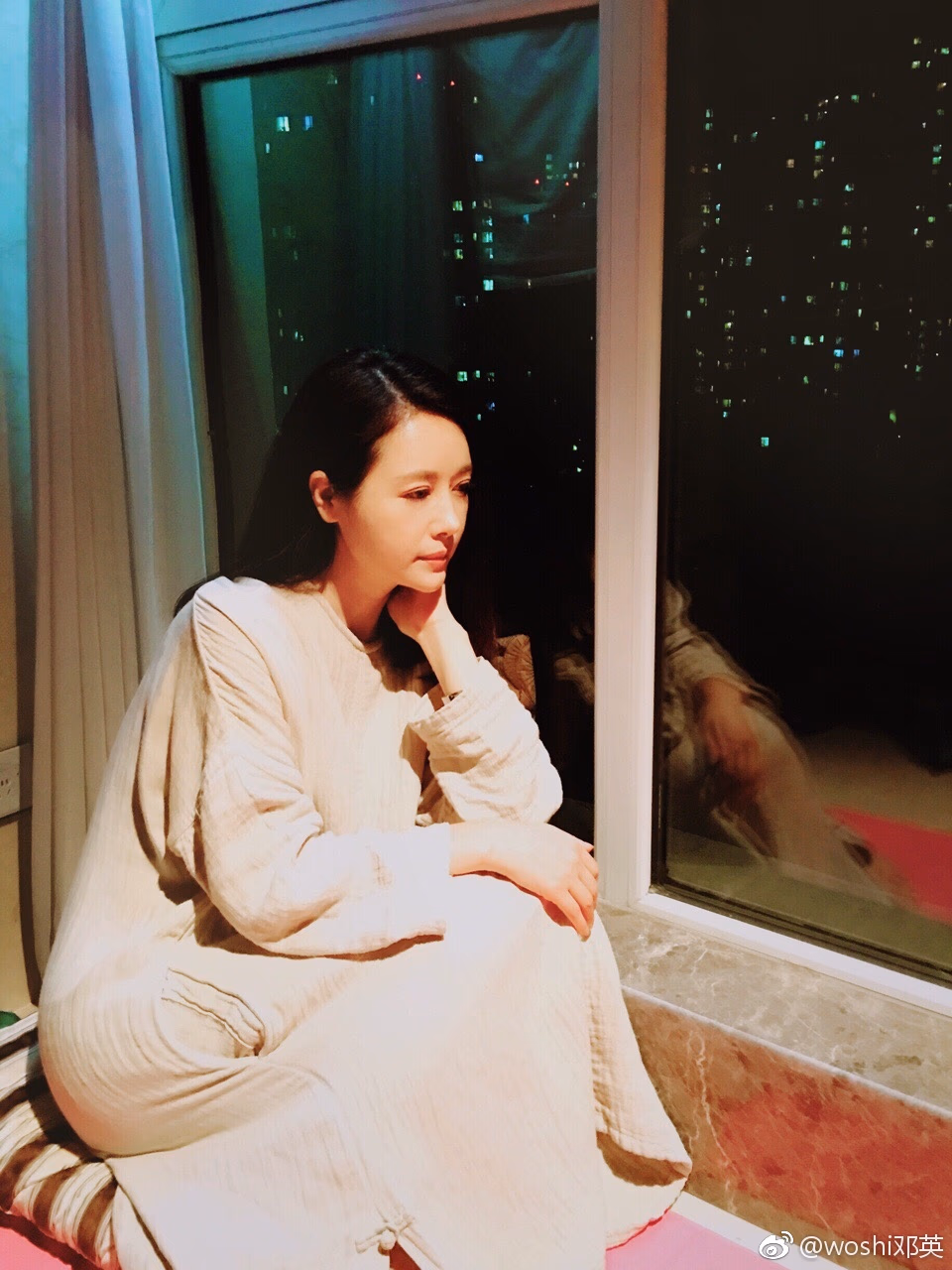 邓英 高清写真/照片下载 #3249781