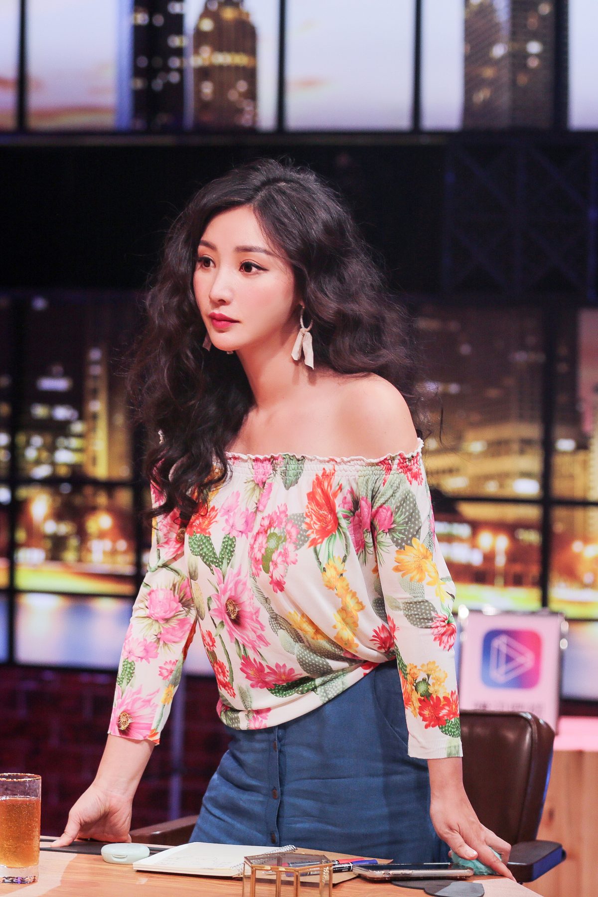 류옌 HD 이미지/사진 갤러리 다운로드 #1971854