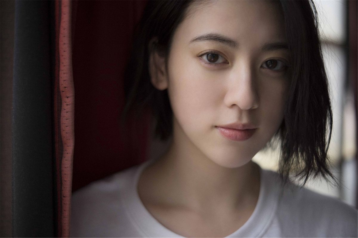 三吉彩花 高清写真/照片下载 #9568955