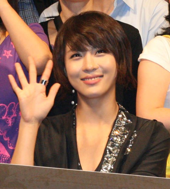 Ha Ji-Won HD Images/Photo Gallery Download #895445