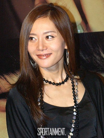 Jung-ah Yum HD Images/Photo Gallery Download #799161