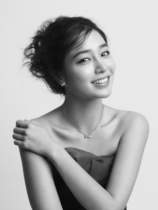 Lee Min-Jung HD Images/Photo Gallery Download #7046098