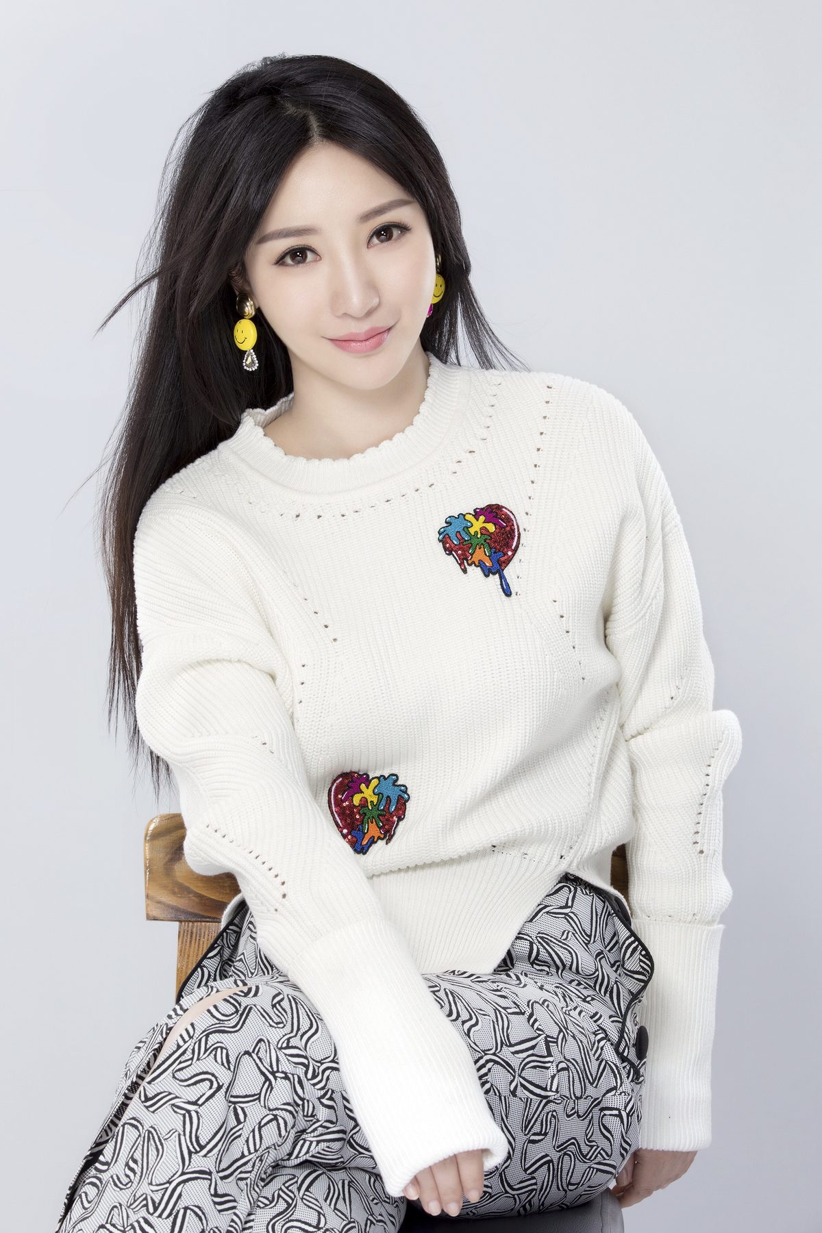 Yan Liu HD Images/Photo Gallery Download #1975745