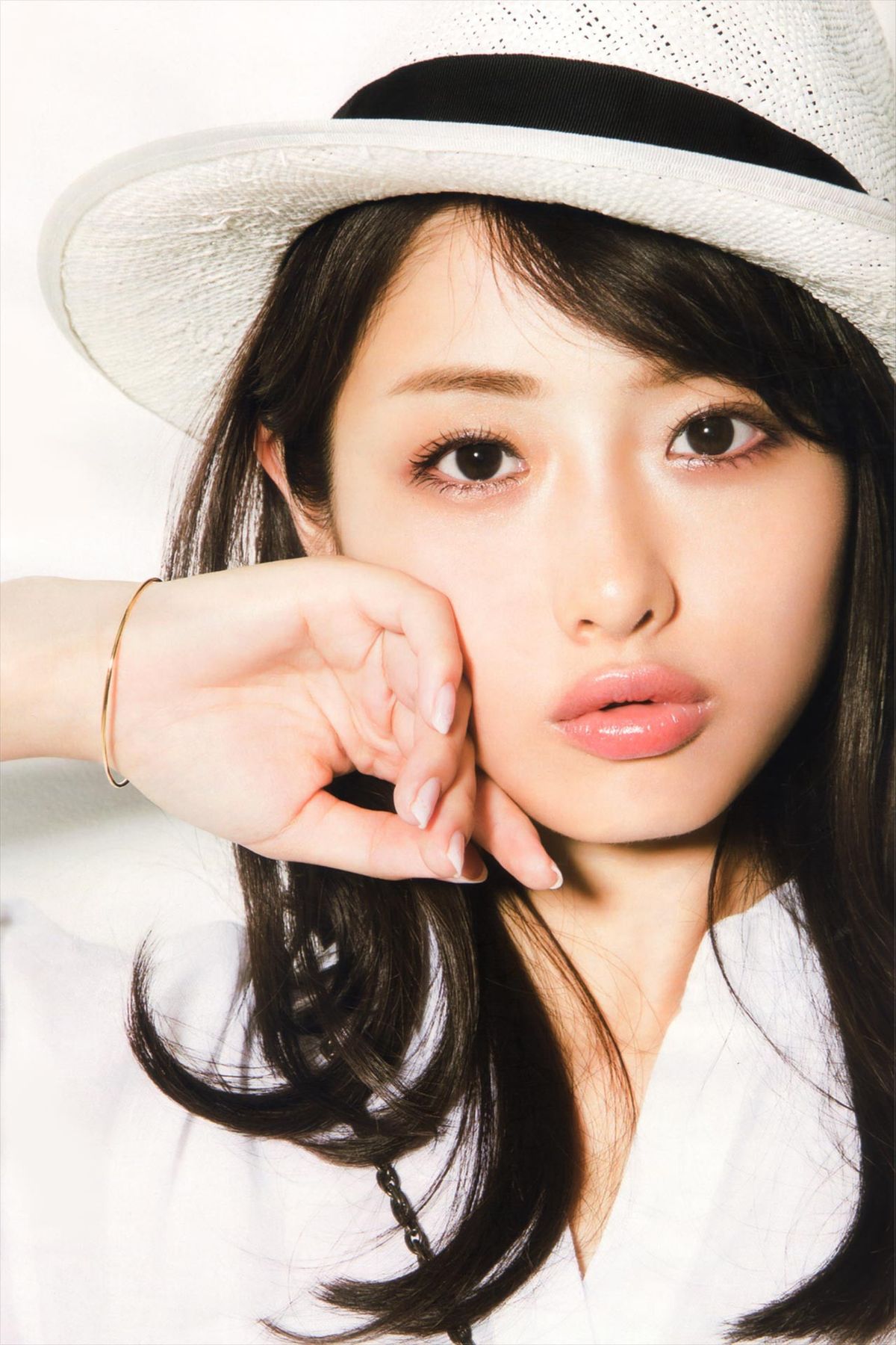【完売品・希少】UN3D. GATHER ORGANDIE BZ ✨石原さとみ✨ Off shot of 石原さとみ)))、(8k、生写真、最高品質、咬筋部分