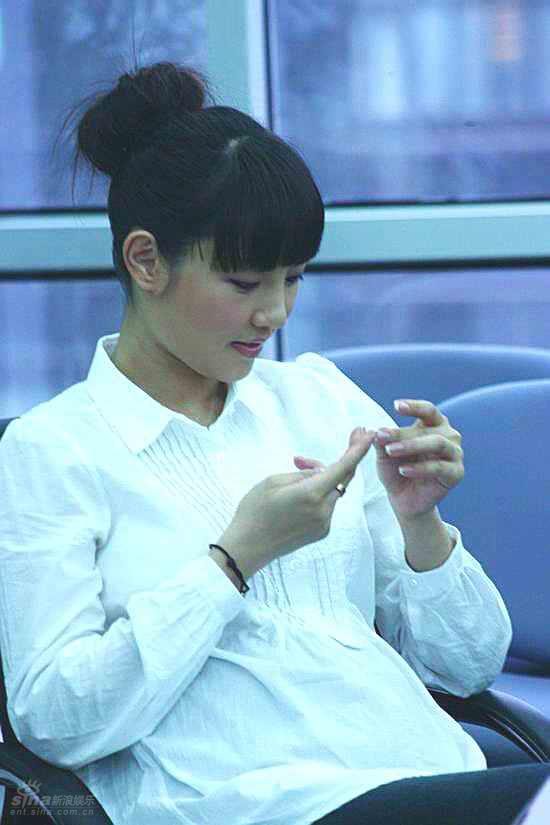 Baihe Bai HD Images/Photo Gallery Download #6976900