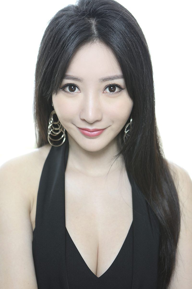 Yan Liu HD Images/Photo Gallery Download #1976187