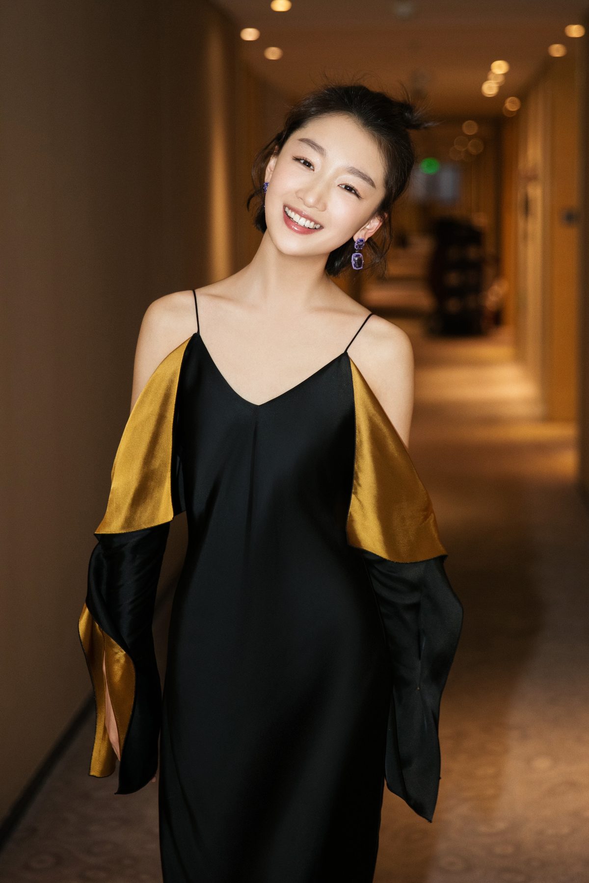 Dongyu Zhou HD Images/Photo Gallery Download #1920003