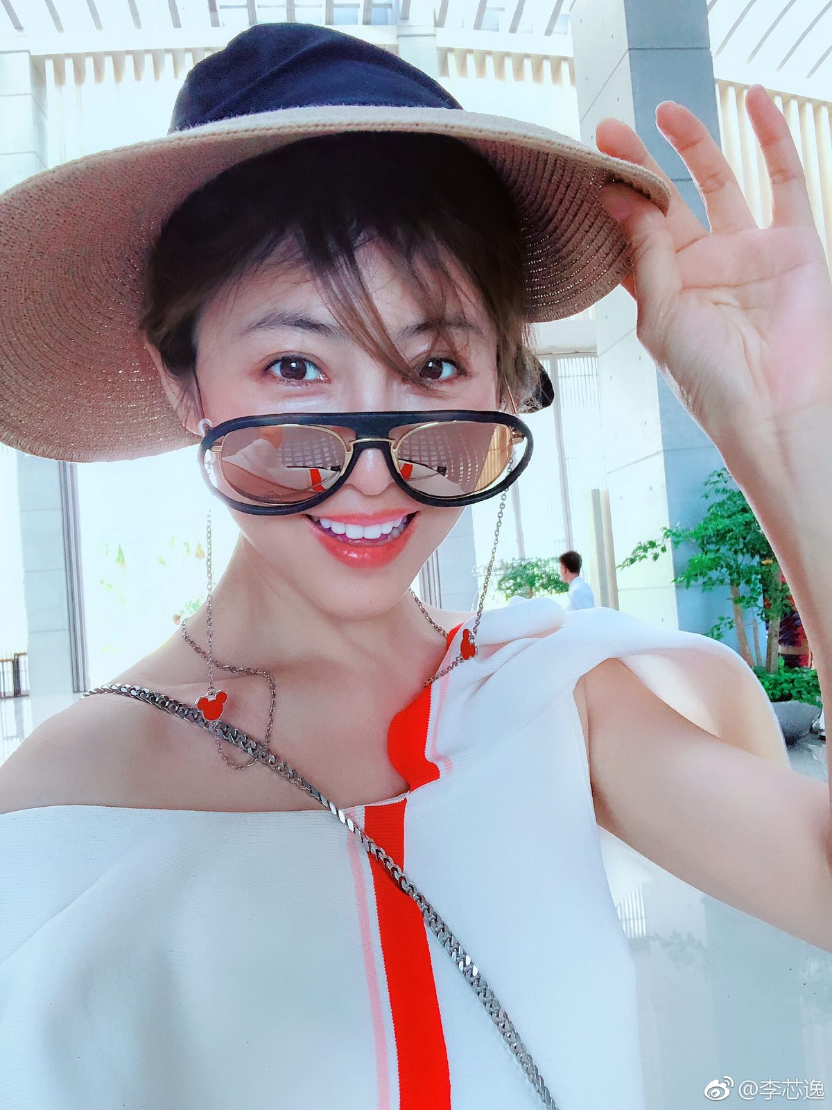 Xinyi Li HD Images/Photo Gallery Download #1980804