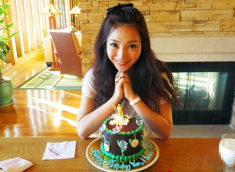 Yan Liu HD Images/Photo Gallery Download #1976566