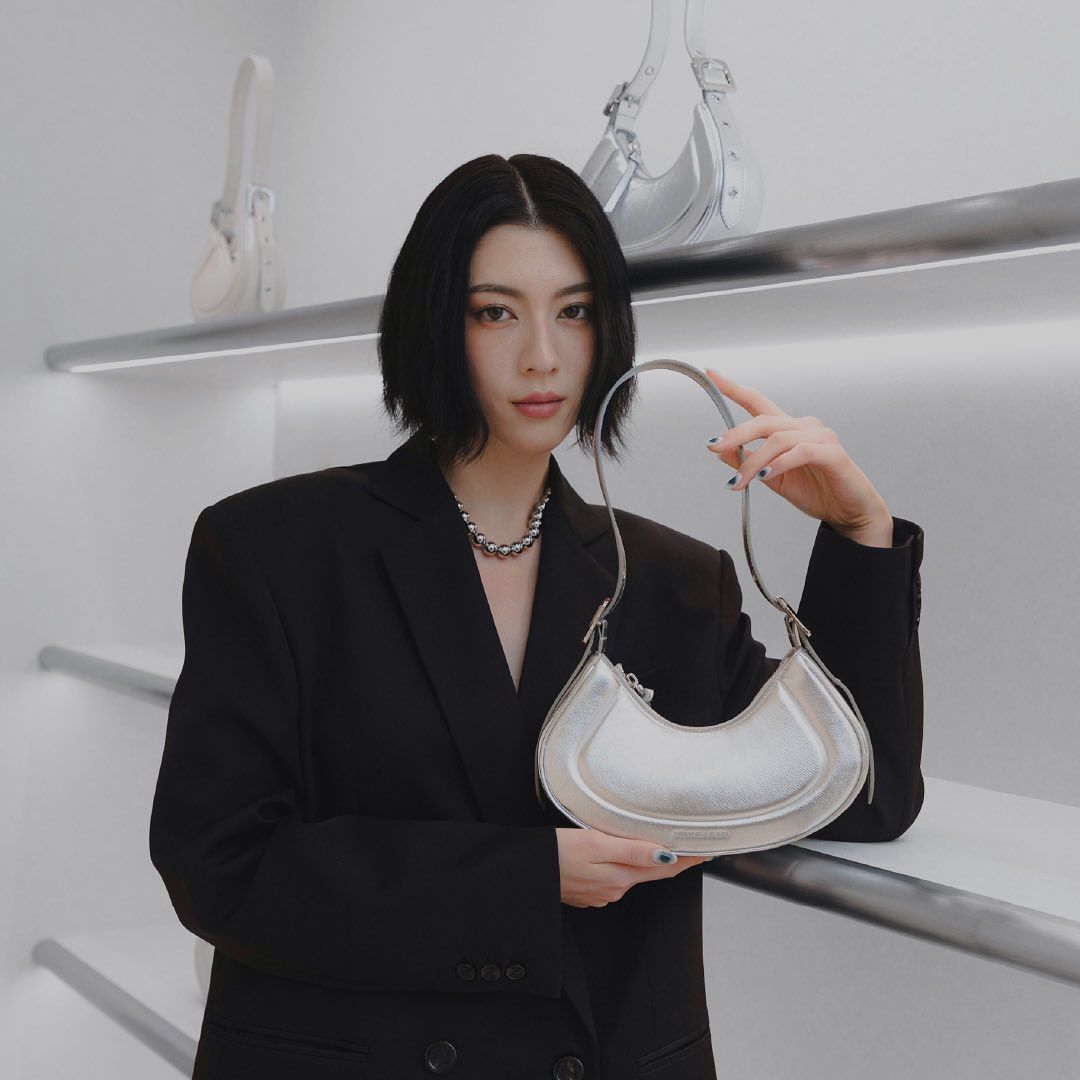 三吉彩花 高清写真/照片下载 #9568758