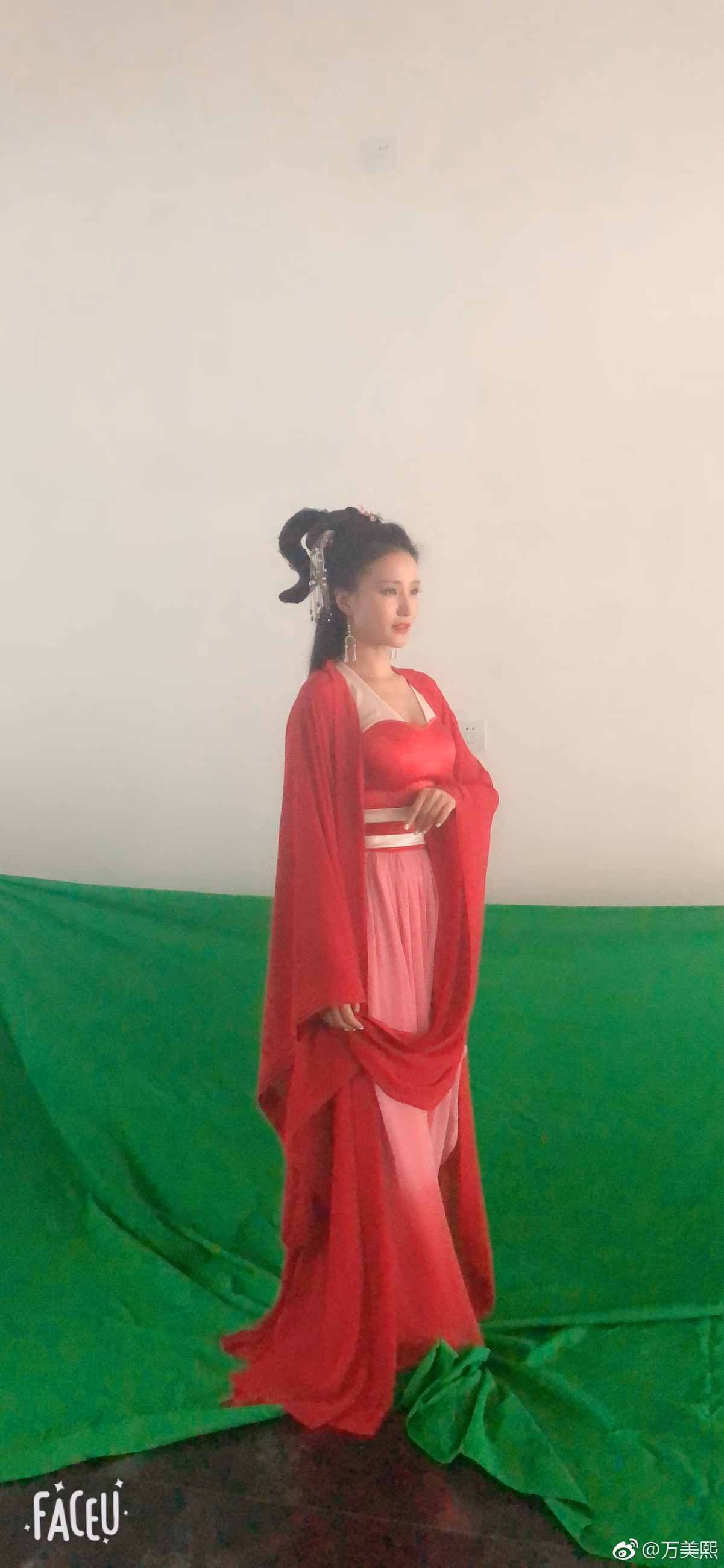 万美汐 高清写真/照片下载 #3343761