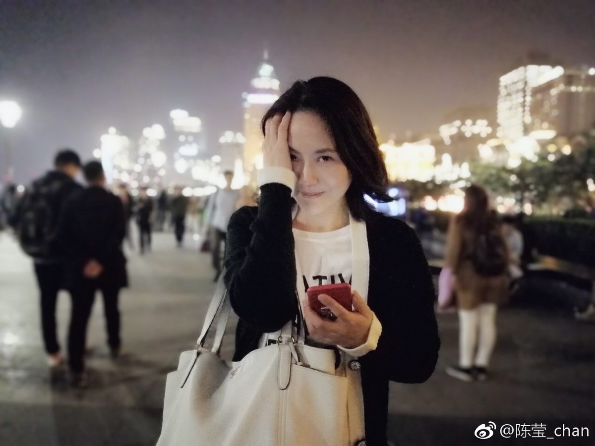 진영 HD 이미지/사진 갤러리 다운로드 #6795239