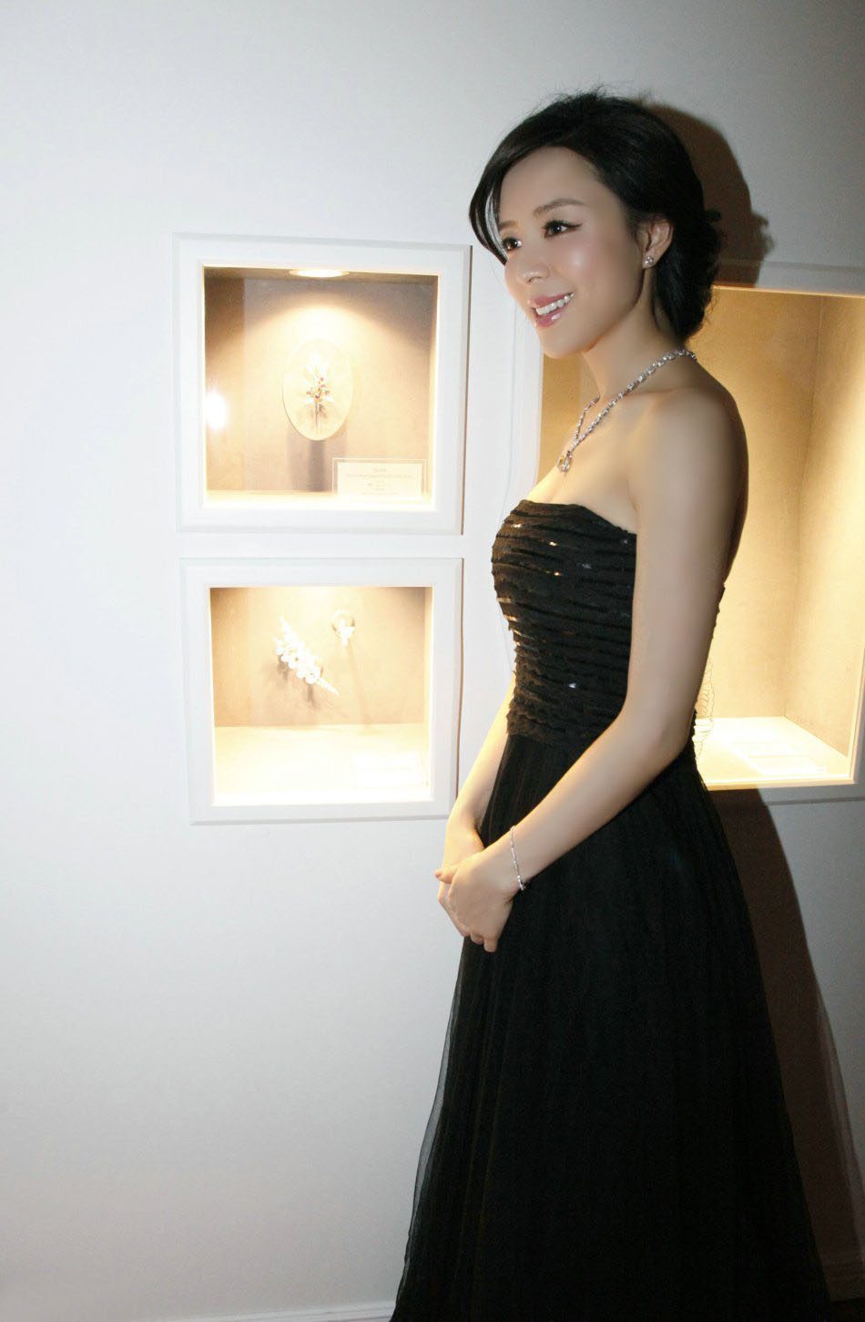 Jingchu Zhang HD Images/Photo Gallery Download #7173975