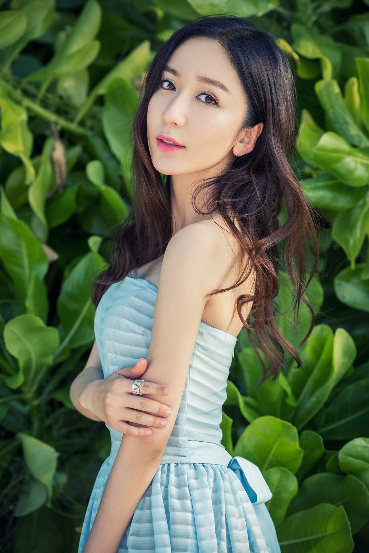 Yixiao Lou HD Images/Photo Gallery Download #1991277