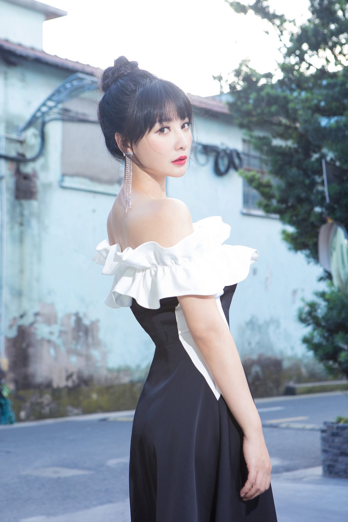 Yan Liu HD Images/Photo Gallery Download #1970371