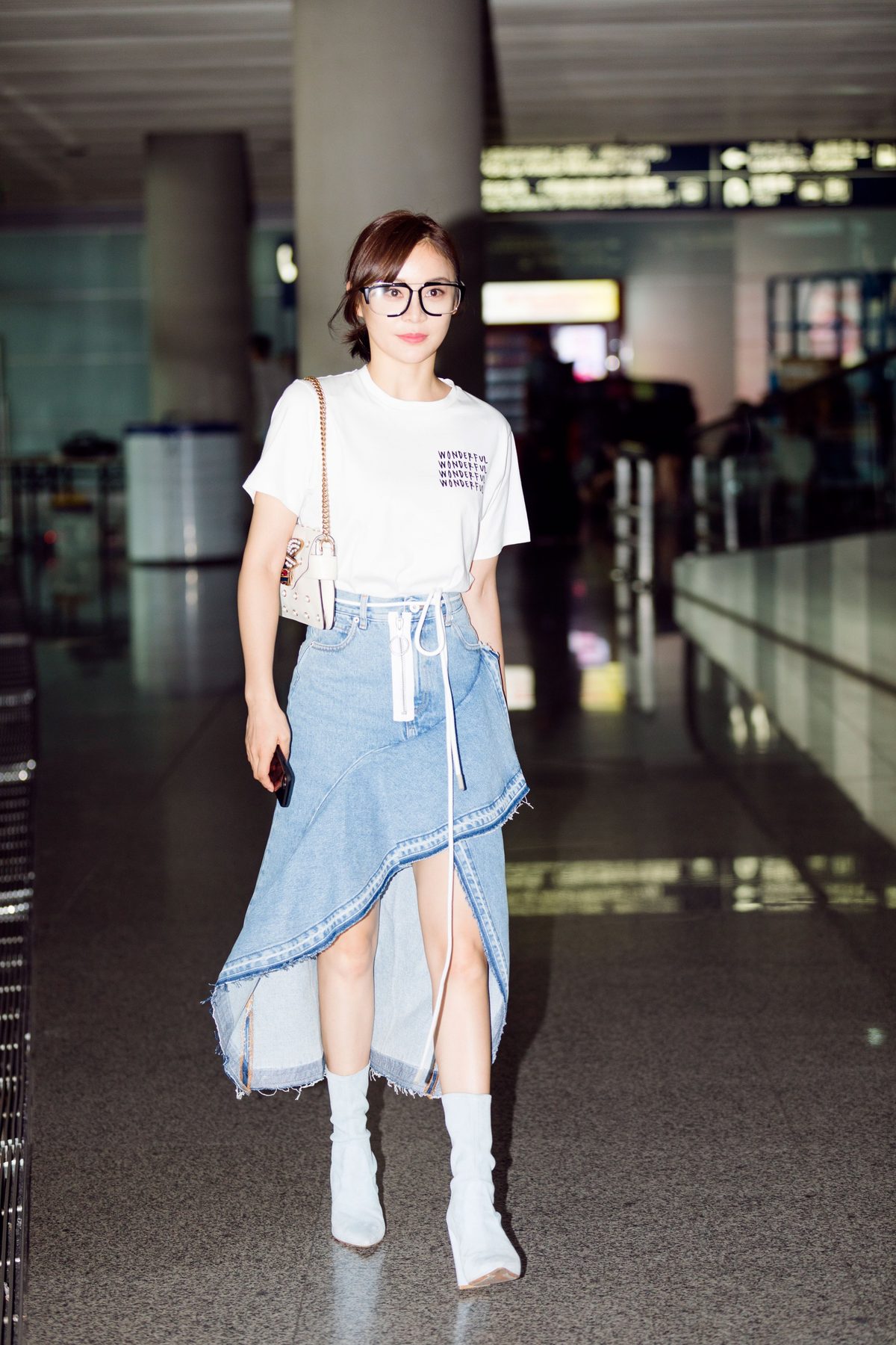 Shanshan Yuan HD Images/Photo Gallery Download #2026350