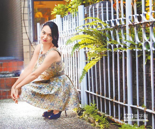Sandrine Pinna HD Images/Photo Gallery Download #1765720