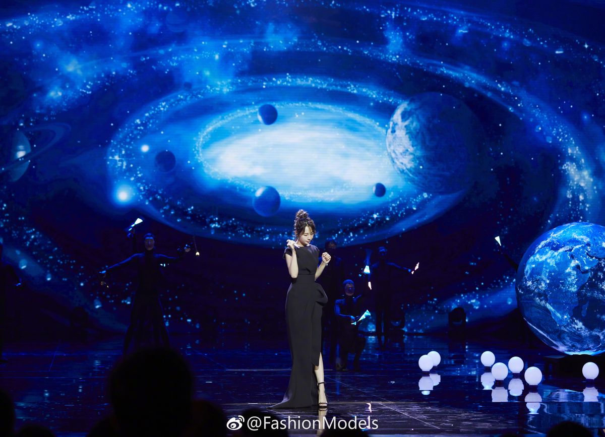 Baihe Bai HD Images/Photo Gallery Download #7091321