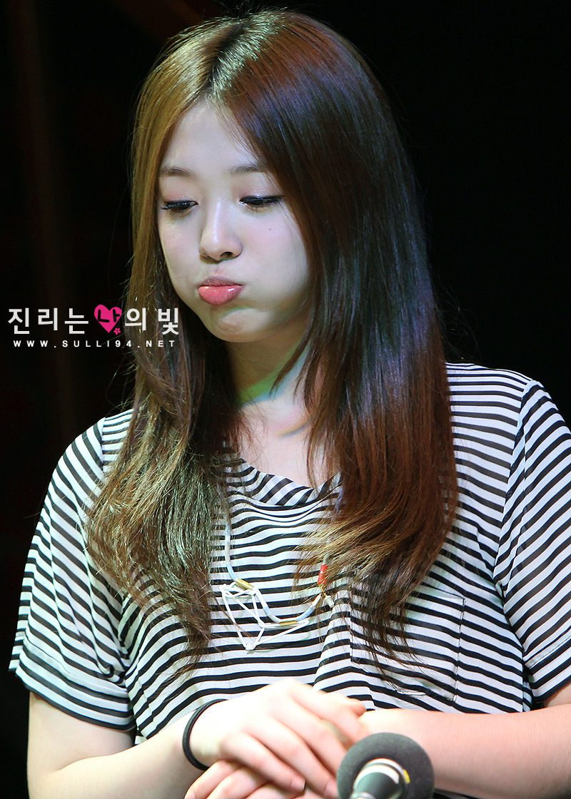 Seol-ri Choi HD Images/Photo Gallery Download #1872422