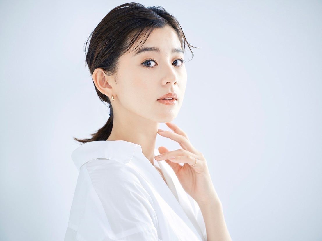 아사히나 아야 HD 이미지/사진 갤러리 다운로드 #7658758