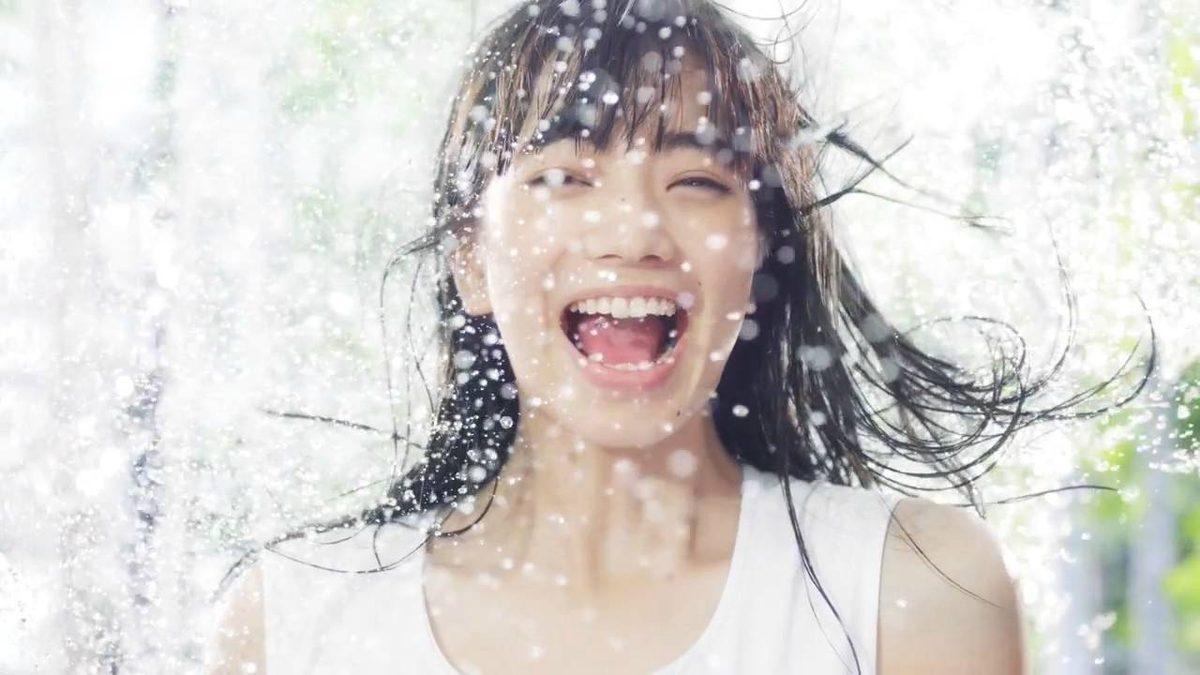 고마츠 나나 HD 이미지/사진 갤러리 다운로드 #3894262