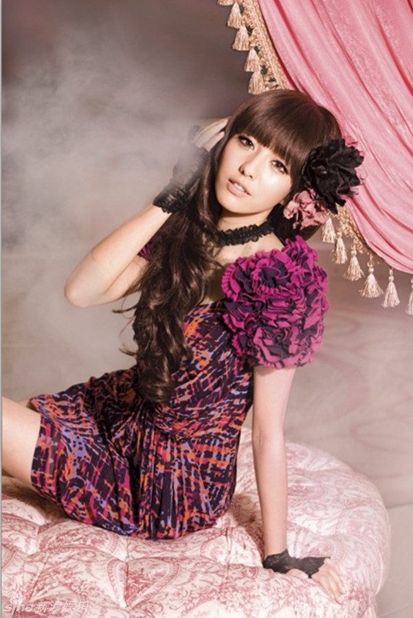Liya Tong HD Images/Photo Gallery Download #6997728