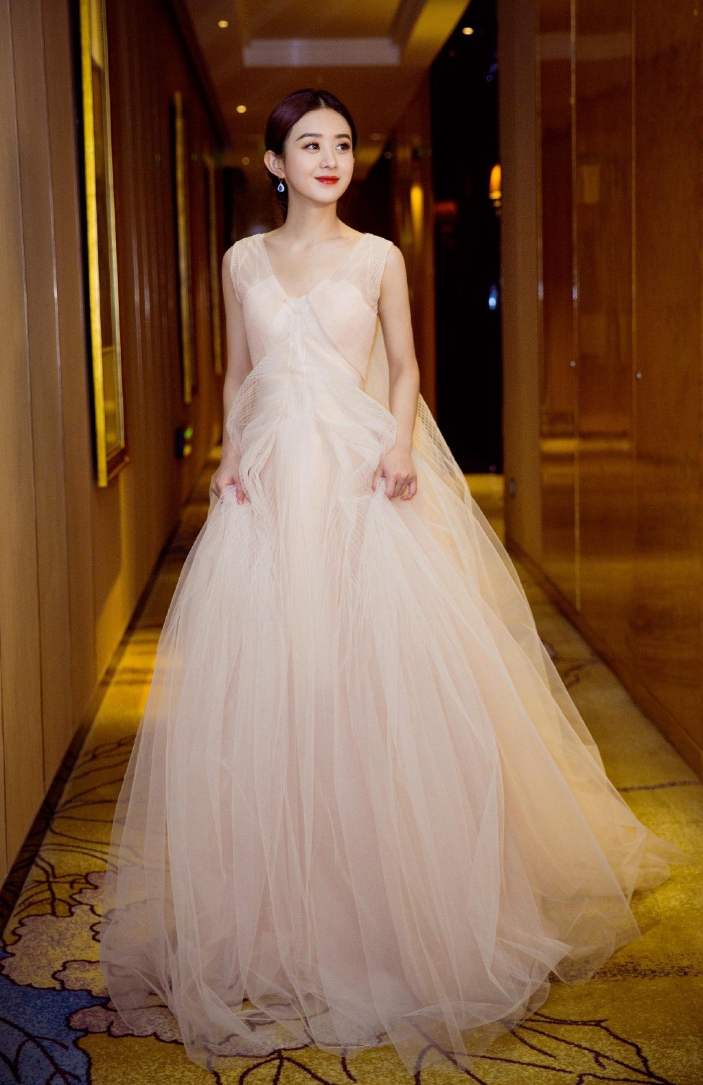 Zanilia Zhao HD Images/Photo Gallery Download #812831